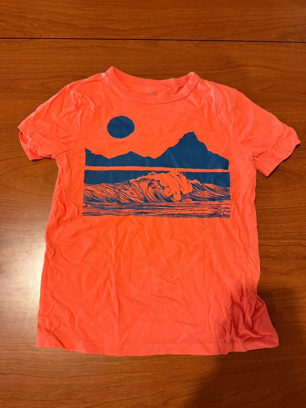 GAP Kids Coral Short-Sleeve Tee with Navy Wave Graphic